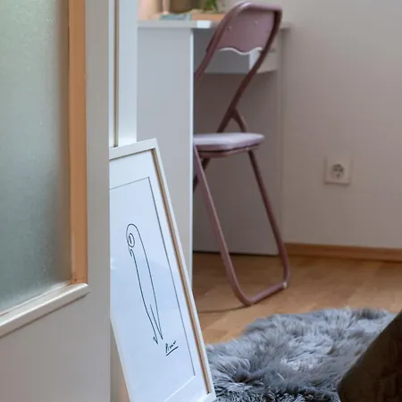 Centar White Apartment
