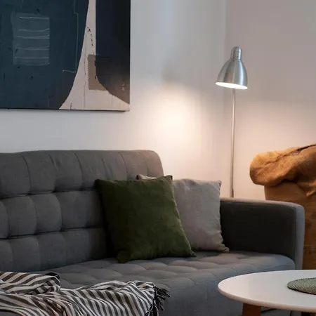 Apartment Centar White *