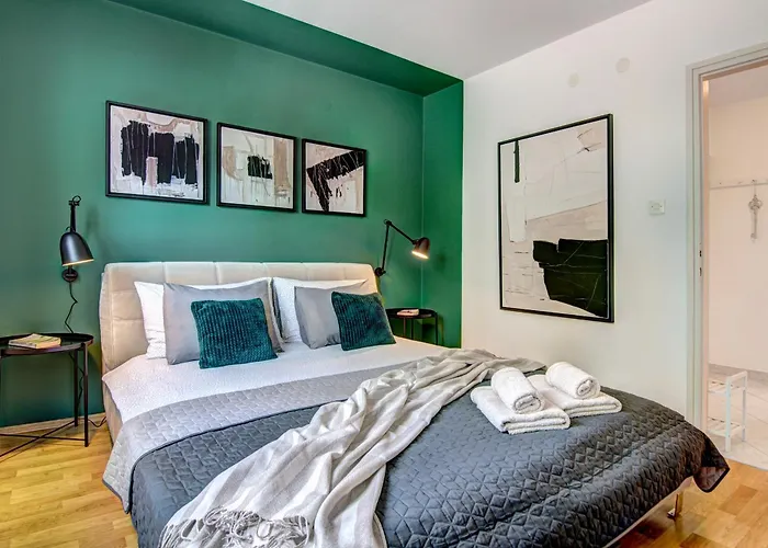 Centar White * 풀라