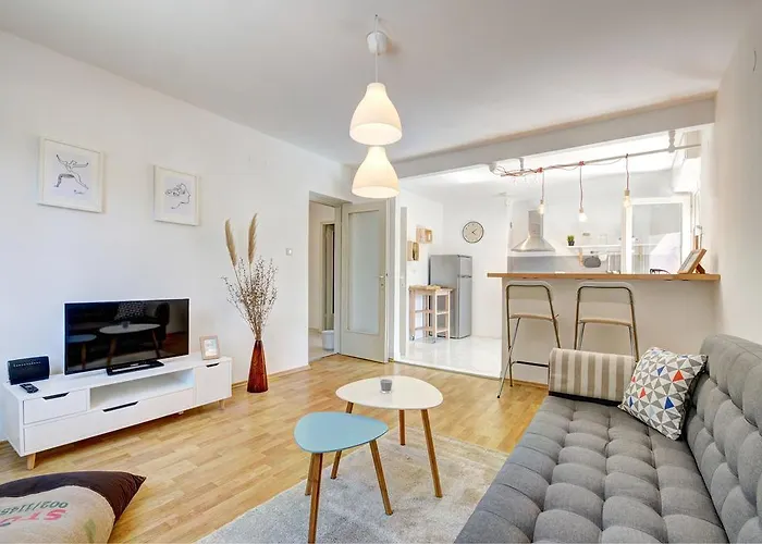 Centar White Apartment Pula